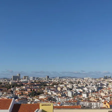 Stylish Apartment With Parking By Lovelystay Lisbon Exterior photo